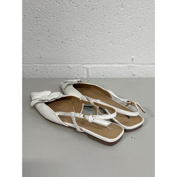 Ann Taylor Sz 6.5 White 3D Flower Nip Pointed Toe Leather Slingback Flats - Picture 5 of 9